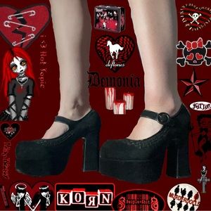 Rare Vintage Demonias Charade-8 platform velvet heels
